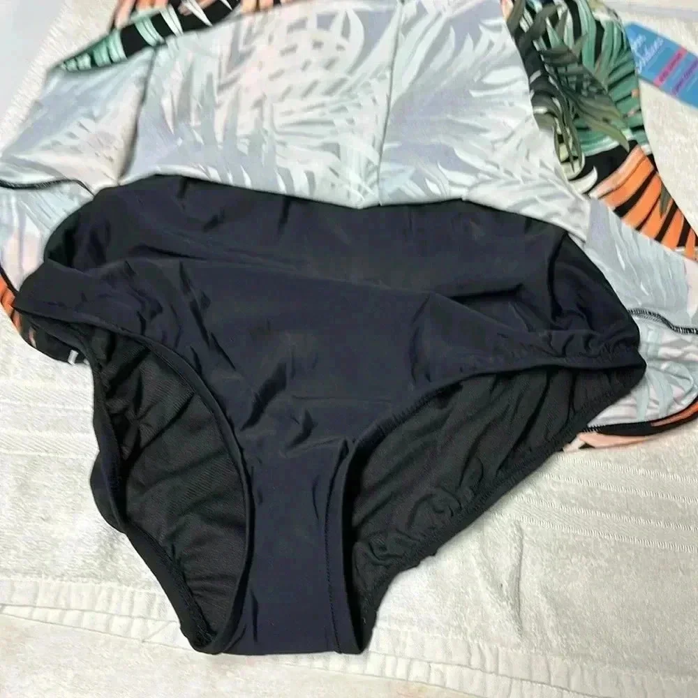 Swim Soultions swimsuit - Picture 2 of 8